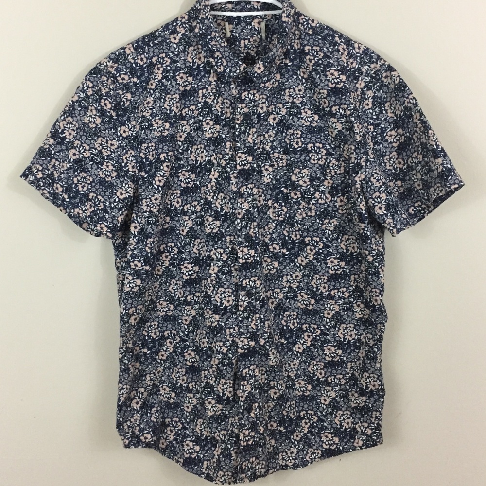 Men's floral cotton casual button down shirt, M